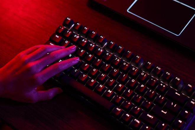 阵：m16 R2+Pro键鼠耳机性能巅峰纯血Alienware外星人电竞装备矩(图2)