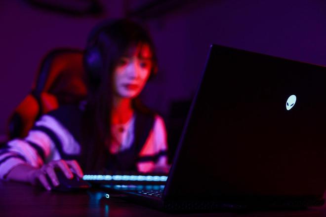 阵：m16 R2+Pro键鼠耳机性能巅峰纯血Alienware外星人电竞装备矩(图6)